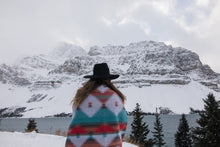 Load image into Gallery viewer, Buffalo Cross Blanket - Grey Diamond