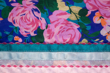 Load image into Gallery viewer, Women's Handmade Vest