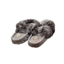 Load image into Gallery viewer, Women's Handmade Moccasins