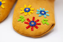 Load image into Gallery viewer, High Top Moccasins - Youth