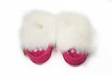 Load image into Gallery viewer, Baby Rabbit Fur Moccasins Pink #698C | Laurentian Chief