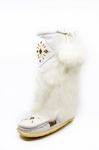 Load image into Gallery viewer, Laurentian Chief | White Leather Mukluks - 13"