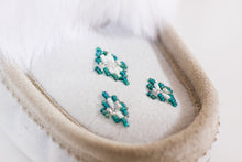 Load image into Gallery viewer, Women's Beaded Fur Moccasin