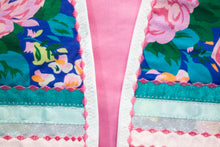 Load image into Gallery viewer, Women&#39;s Handmade Vest
