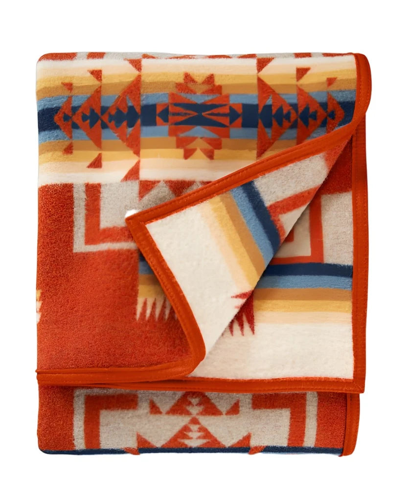 Pendleton | Chili Chief Joseph Jacquard Robe – The Banff Trading Post