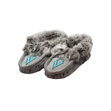 Load image into Gallery viewer, Women&#39;s Moccasins Handmade in Manitoba
