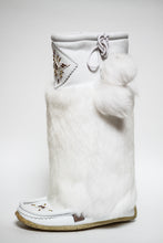 Load image into Gallery viewer, Laurentian Chief | Leather Mukluks - 16&quot;
