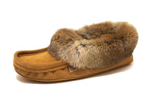 Load image into Gallery viewer, Men&#39;s Laurentian Chief Suede Slippers with Rabbit Fur Trim
