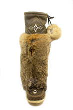 Load image into Gallery viewer, Laurentian Chief | Leather Mukluks - 16&quot;
